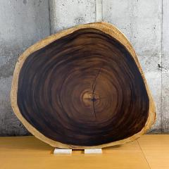 【Aランク素材 決算特価!】モンキーポッド一枚板 輪切り 135～120cm 【天板のみ】 No.688 ツーマンデリバリーでお部屋までお届け!