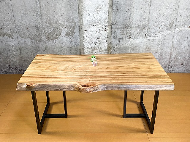 クス一枚板 150×82〜88cm No.666